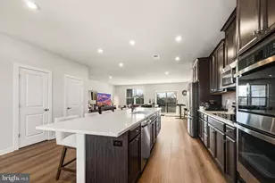 13508 Innovation Station Loop, Herndon, VA 20171 - Photo 14