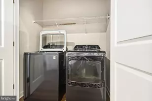 13508 Innovation Station Loop, Herndon, VA 20171 - Photo 30