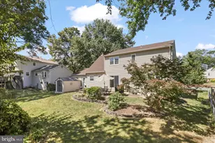 7923 Lake Pleasant Dr, Springfield, VA 22153 - Photo 6