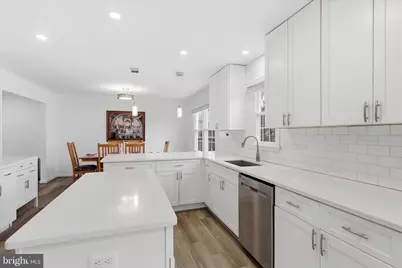 7923 Lake Pleasant Drive, Springfield, VA 22153 - Photo 6