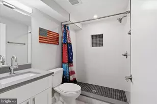 7923 Lake Pleasant Dr, Springfield, VA 22153 - Photo 40