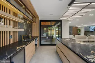 9408 Old Courthouse Rd, Vienna, VA 22182 - Photo 76