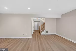 8110 Meadow Springs Ct, Vienna, VA 22182 - Photo 22