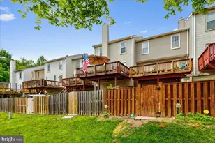 6940 Compton Ln, Centreville, VA 20121 - Photo 48