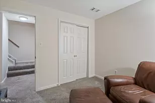 6940 Compton Ln, Centreville, VA 20121 - Photo 34