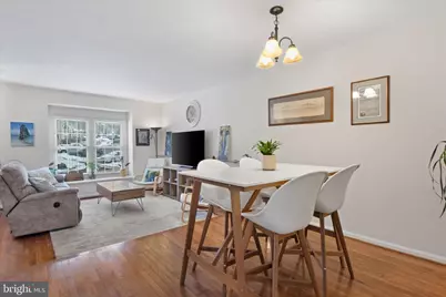 6940 Compton Lane, Centreville, VA 20121 - Photo 4