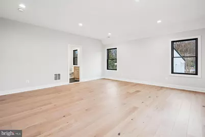 6707 Hallwood Avenue, Falls Church, VA 22046 - Photo 68