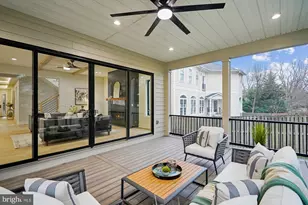 6707 Hallwood Ave, Falls Church, VA 22046 - Photo 36