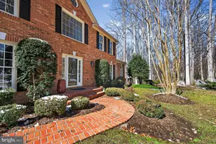 6220 Winslow Ct, Fairfax Station, VA 22039 - Photo 8