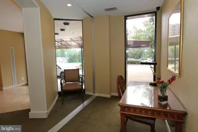 8380 Greensboro Drive #602, McLean, VA 22102 - Photo 16