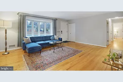 8921 Braeburn Drive, Annandale, VA 22003 - Photo 6