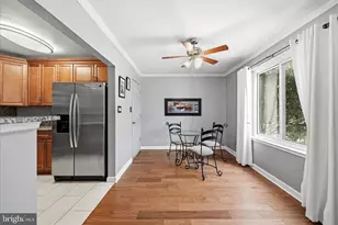 3109 Buccaneer Ct, Fairfax, VA 22031 - Photo 6