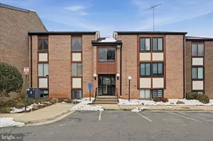 3109 Buccaneer Ct, Fairfax, VA 22031 - Photo 2