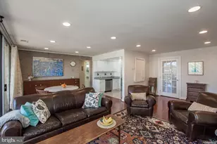 4415 Briarwood Ct N, Annandale, VA 22003 - Photo 2