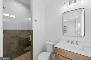 6804 Montour Dr, Falls Church, VA 22043 - Photo 90