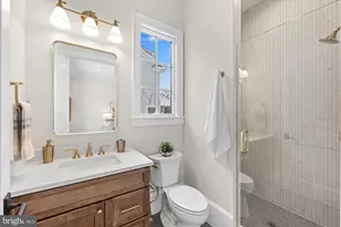 6804 Montour Dr, Falls Church, VA 22043 - Photo 24