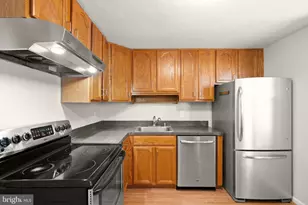 3014 Talking Rock Dr, Fairfax, VA 22031 - Photo 14