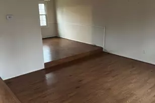 12637 Etruscan Dr, Herndon, VA 20171 - Photo 2