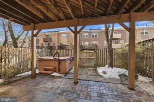 8309 Highcliffe Ct, Annandale, VA 22003 - Photo 24