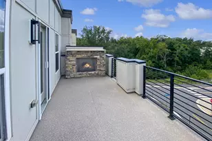 4967 Lakeside Xing, Chantilly, VA 20151 - Photo 8