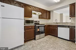 [Address not provided], Centreville, VA 20121 - Photo 8