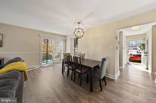 10266 Fern Pool Ct, Burke, VA 22015 - Photo 12