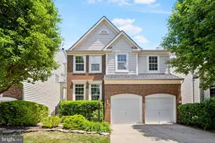 9017 Harrover Pl, Lorton, VA 22079 - Photo 2