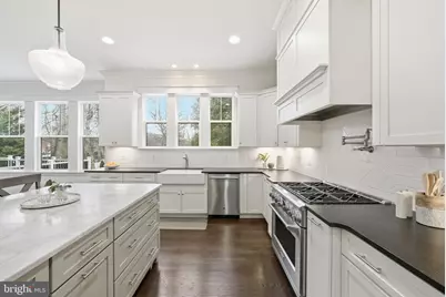 2867 Hill Road, Vienna, VA 22181 - Photo 12