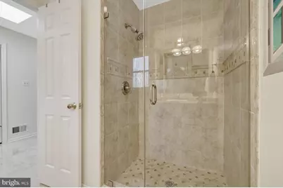 977 Redberry Court, Great Falls, VA 22066 - Photo 20