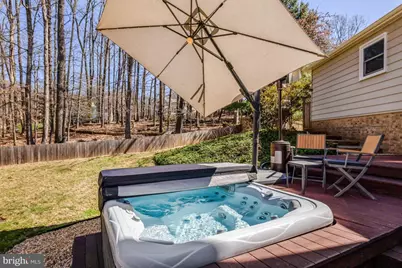 977 Redberry Court, Great Falls, VA 22066 - Photo 38