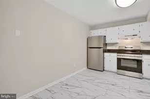 6319 Fenestra Ct, Burke, VA 22015 - Photo 18