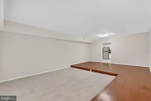 6319 Fenestra Ct, Burke, VA 22015 - Photo 8