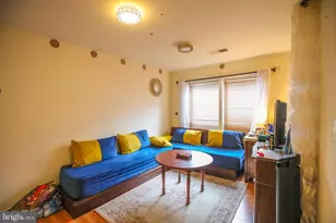 3176 Summit Square Dr, Oakton, VA 22124 - Photo 10