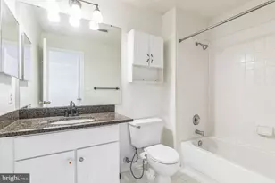 12024 Taliesin Pl, Reston, VA 20190 - Photo 8