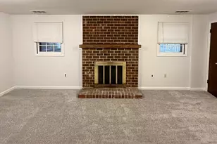 2868 Kelly Square, Vienna, VA 22181 - Photo 14