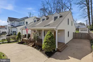 1940 Hillside Dr, Falls Church, VA 22043 - Photo 4