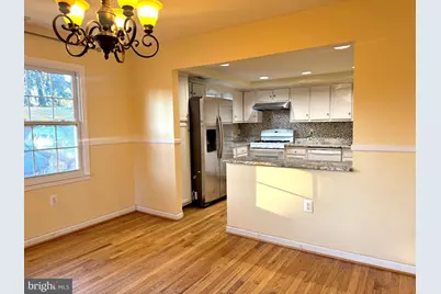 1008 Moorefield Creek Road SW, Vienna, VA 22180 - Photo 8