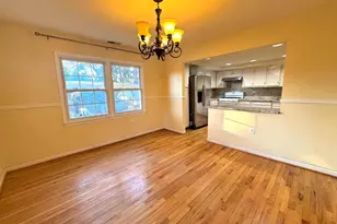 1008 Moorefield Creek Rd SW, Vienna, VA 22180 - Photo 10