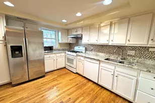 1008 Moorefield Creek Rd SW, Vienna, VA 22180 - Photo 16