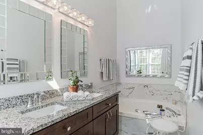 6156 Wellington Commons Drive, Alexandria, VA 22310 - Photo 16