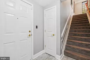 7141 Huntley Creek Pl, Alexandria, VA 22306 - Photo 14