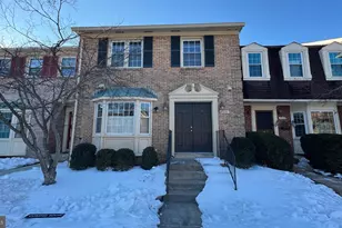 8237 Clifton Farm Ct, Alexandria, VA 22306 - Photo 1