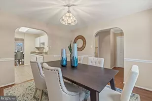 8237 Clifton Farm Ct, Alexandria, VA 22306 - Photo 18