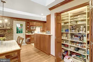 6804 Crossman St, Annandale, VA 22003 - Photo 14