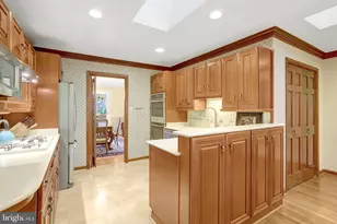 6804 Crossman St, Annandale, VA 22003 - Photo 16