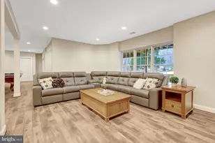 1710 Dove Point Ct, Vienna, VA 22182 - Photo 56