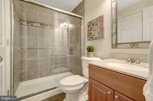 1710 Dove Point Ct, Vienna, VA 22182 - Photo 64