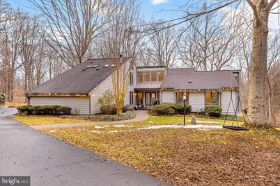 5500 Beech Ridge Drive, Fairfax, VA 22030 - Photo 2