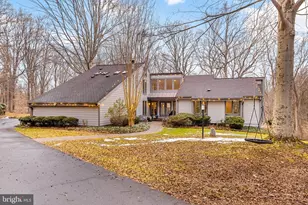 5500 Beech Ridge Dr, Fairfax, VA 22030 - Photo 2