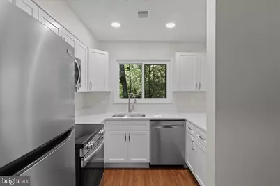 2208 Cartwright Place, Reston, VA 20191 - Photo 8